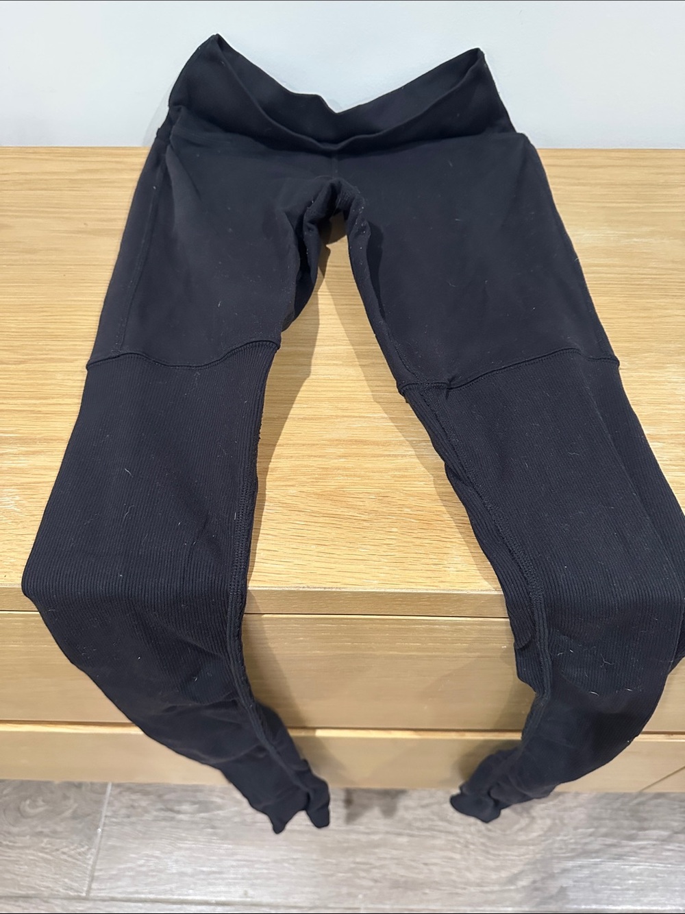 Alo Leggings